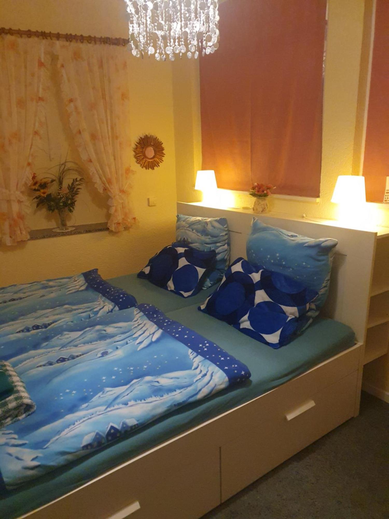 Guest House Grünstadt Екстериор снимка